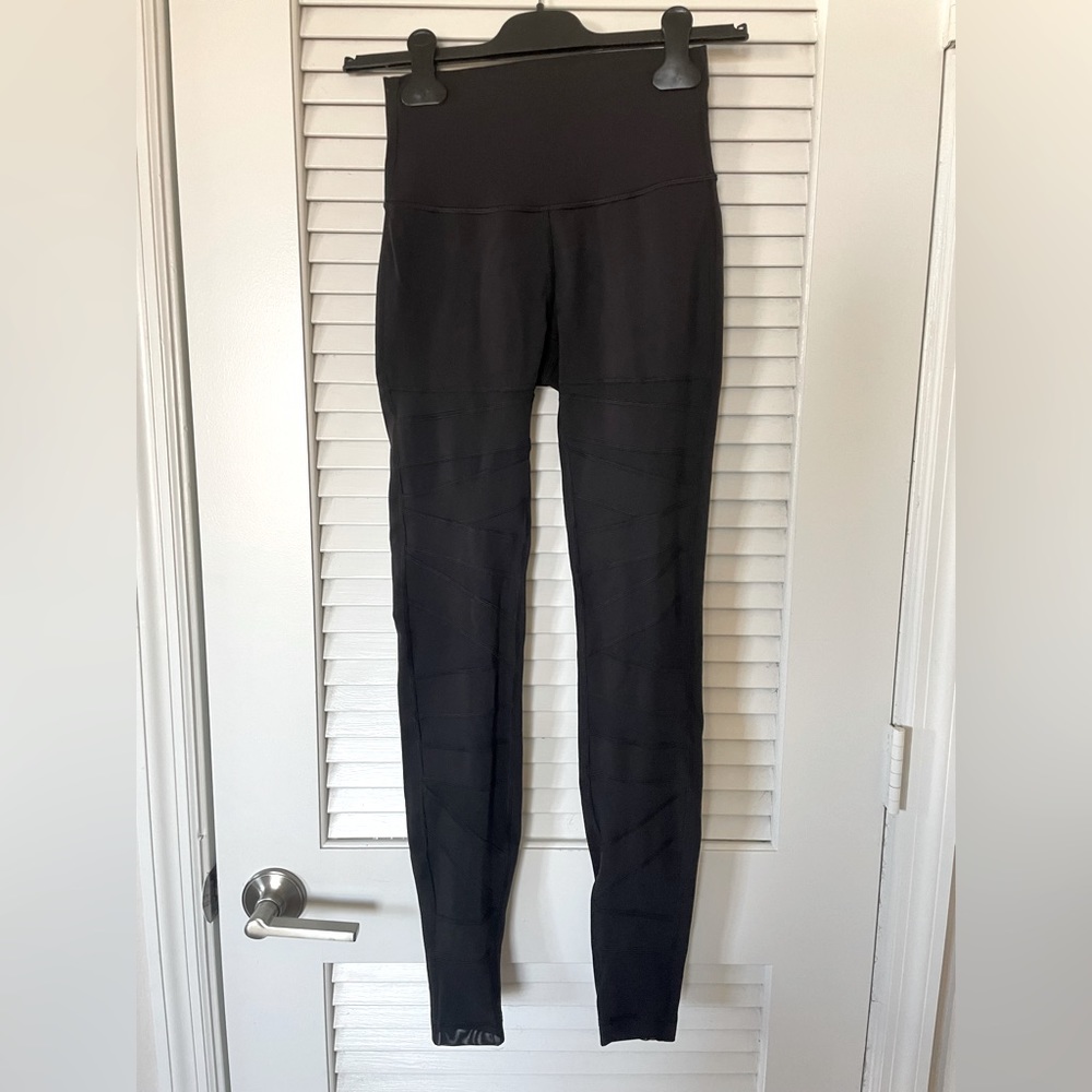 Lululemon Women’s Leggings | Black Size 4